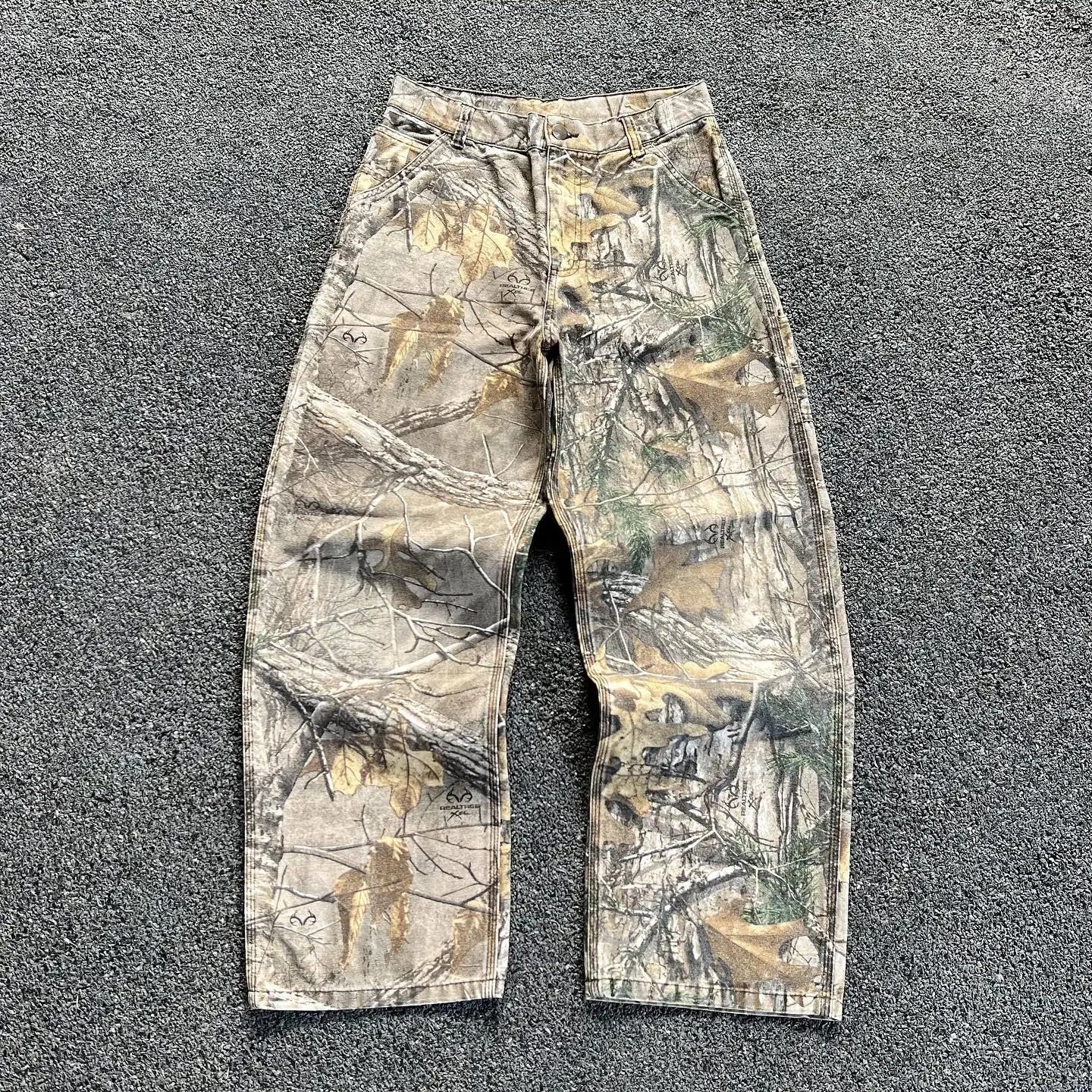 024 Leaf Print Oversized Jeans – 2000s USA Retro Hip-Hop Streetwear