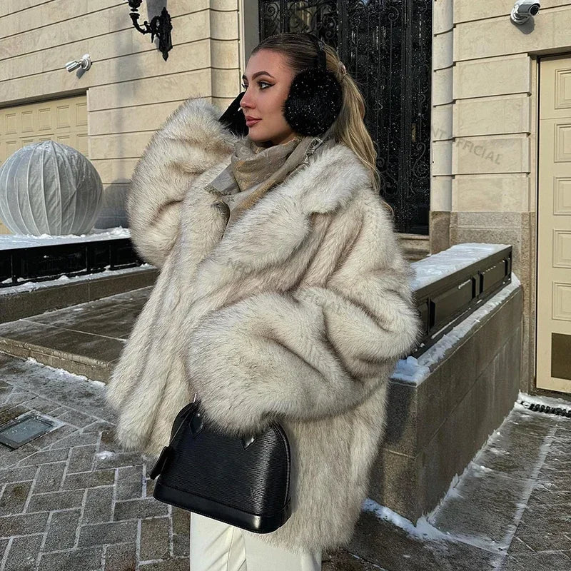 2024 Winter Fashion Trend – Oversized Gradient Faux Fox Fur Coat for Women, Thick and Warm Fluffy Jacket for Girls.