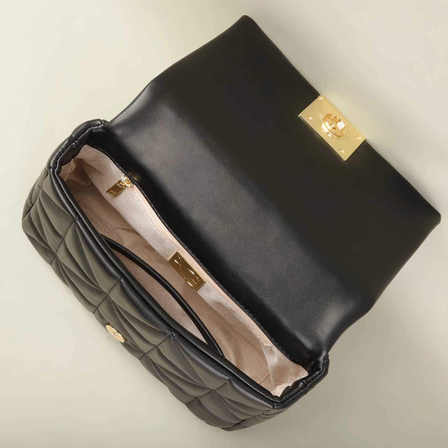  PG Fashion Classic Retro Shoulder Bag – Stylish & Functional Women’s Crossbody Bag