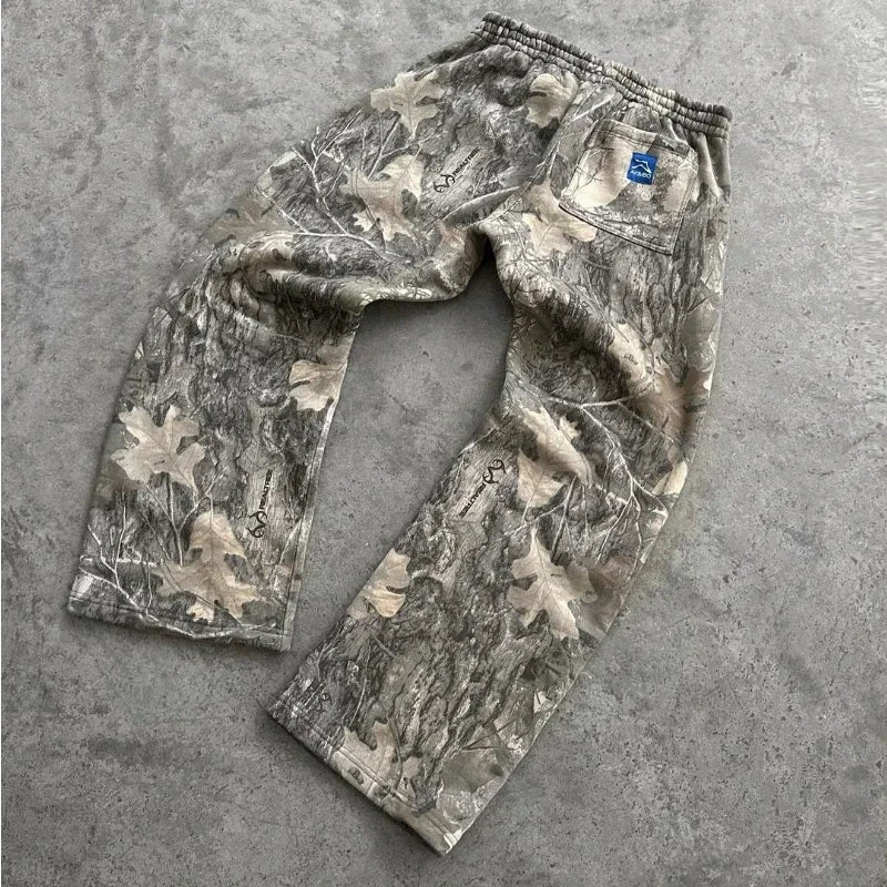 Y2K Streetwear Camouflage Baggy Sweatpants – Unisex Hip-Hop Casual Pants.