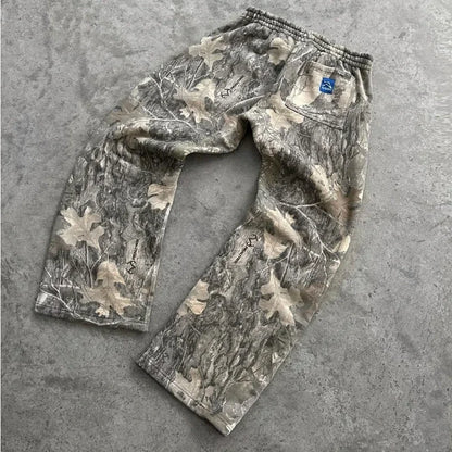 Y2K Streetwear Camouflage Baggy Sweatpants – Unisex Hip-Hop Casual Pants.