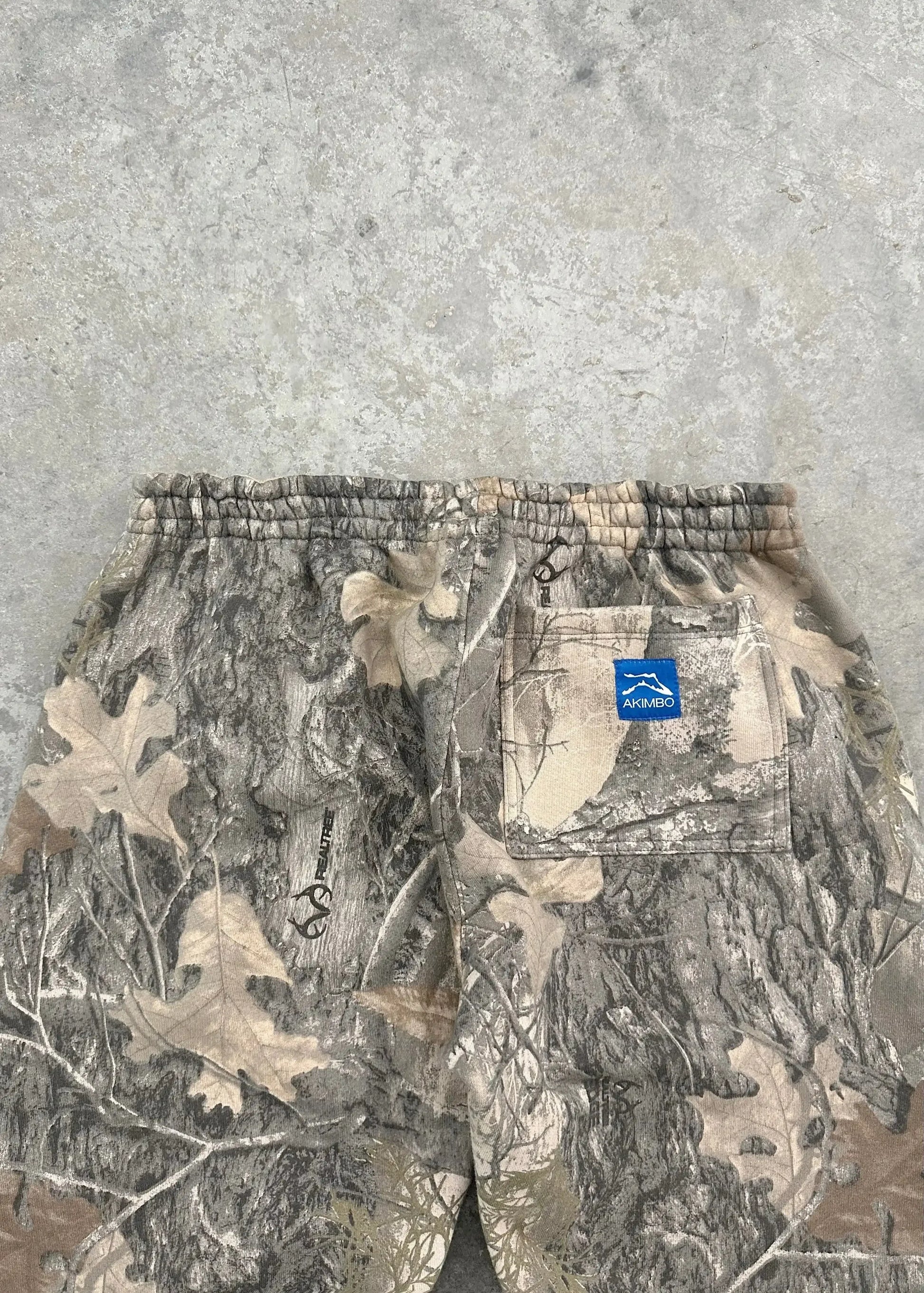 Y2K Streetwear Camouflage Baggy Sweatpants – Unisex Hip-Hop Casual Pants.